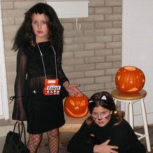 Meet your Posher, Elaine